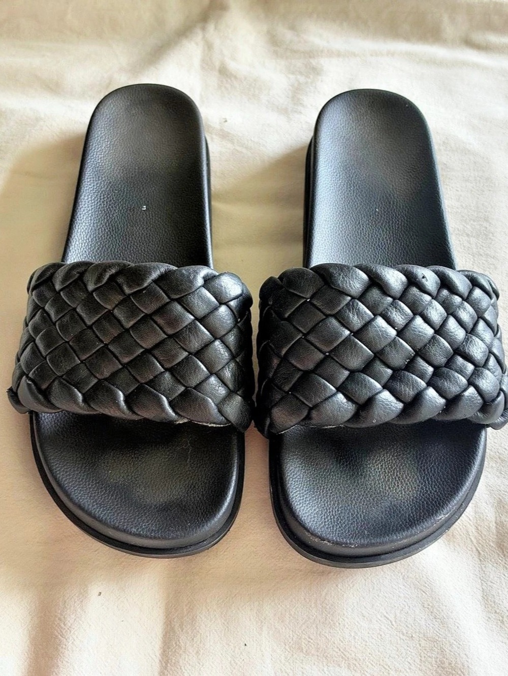 The Slider Rubber Intrecciato Slide Sandal Black